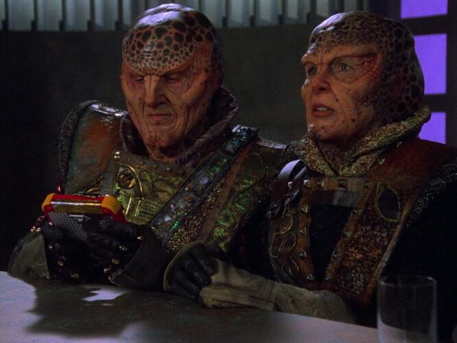 babylon-5-born-to-the-purple-04-1100x825