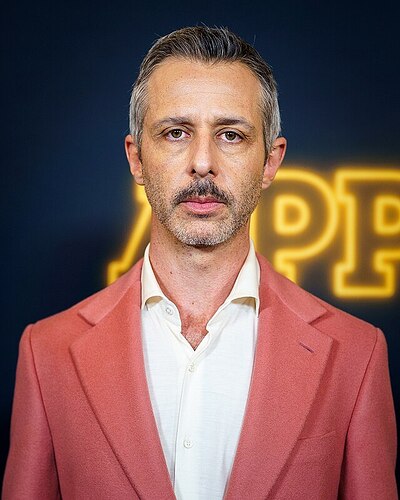Jeremy_Strong_at__The_Apprentice__in_NYC_01_(cropped)